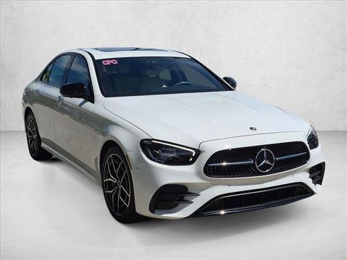 Used 2023 Mercedes-Benz E 350 Sedan image 3