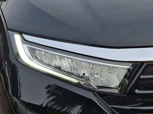 Used 2023 Honda Odyssey EX-L image 9