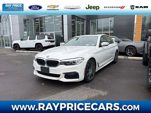 Used 2019 BMW 540i xDrive w/ M Sport Package AWD/4WD image 1