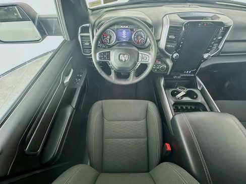 Used 2025 RAM 1500 Big Horn AWD/4WD image 9