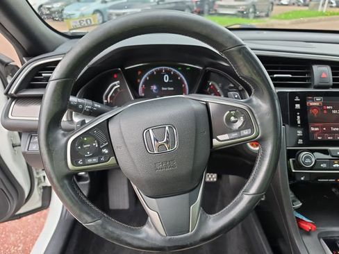 Used 2018 Honda Civic Sport Touring image 11