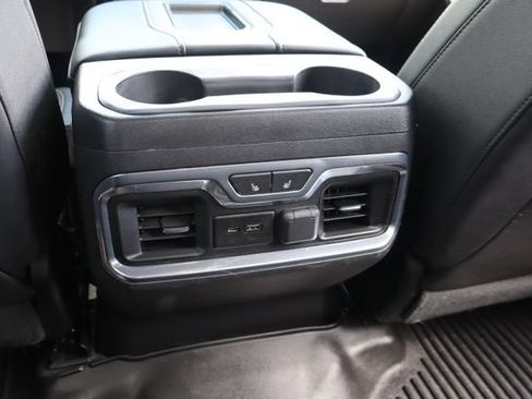 Used 2019 GMC Sierra 1500 SLT w/ SLT Premium Plus Package AWD/4WD image 32