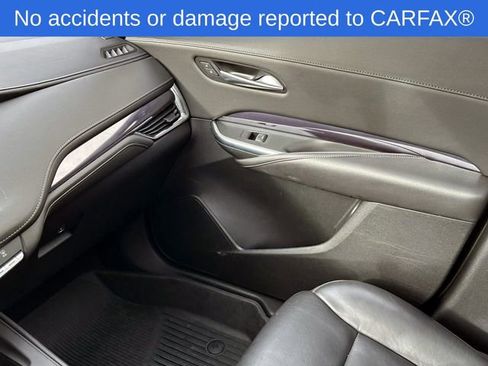 Used 2023 Cadillac XT4 Luxury w/ Cold Weather Package image 32