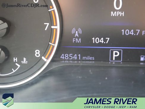 Used 2025 Nissan Altima 2.5 SV FWD image 30
