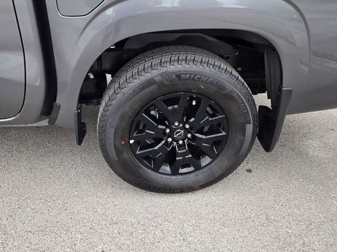 New 2026 Nissan Frontier SV w/ SV Convenience Package RWD image 9