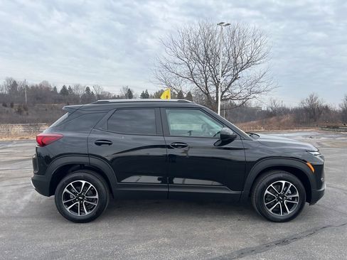 New 2026 Chevrolet TrailBlazer LT w/ Convenience Package image 3