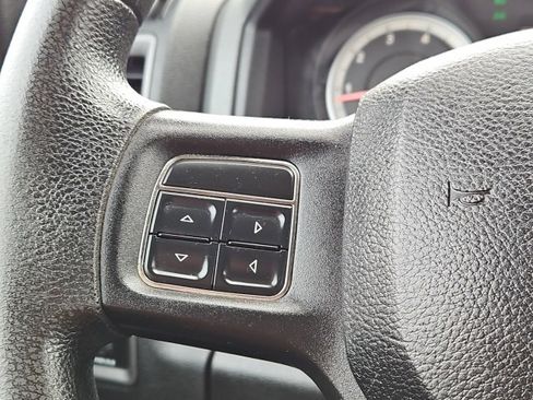 Used 2013 RAM 1500 Express image 31