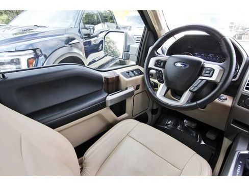 Used 2016 Ford F150 Lariat AWD/4WD image 6