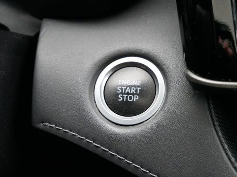 Used 2021 Toyota Highlander XLE image 53