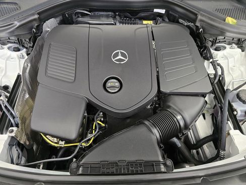 New 2025 Mercedes-Benz GLC 300 4MATIC image 11