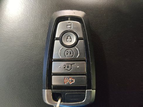 Used 2020 Ford Explorer ST w/ Premium Technology Package AWD/4WD image 32