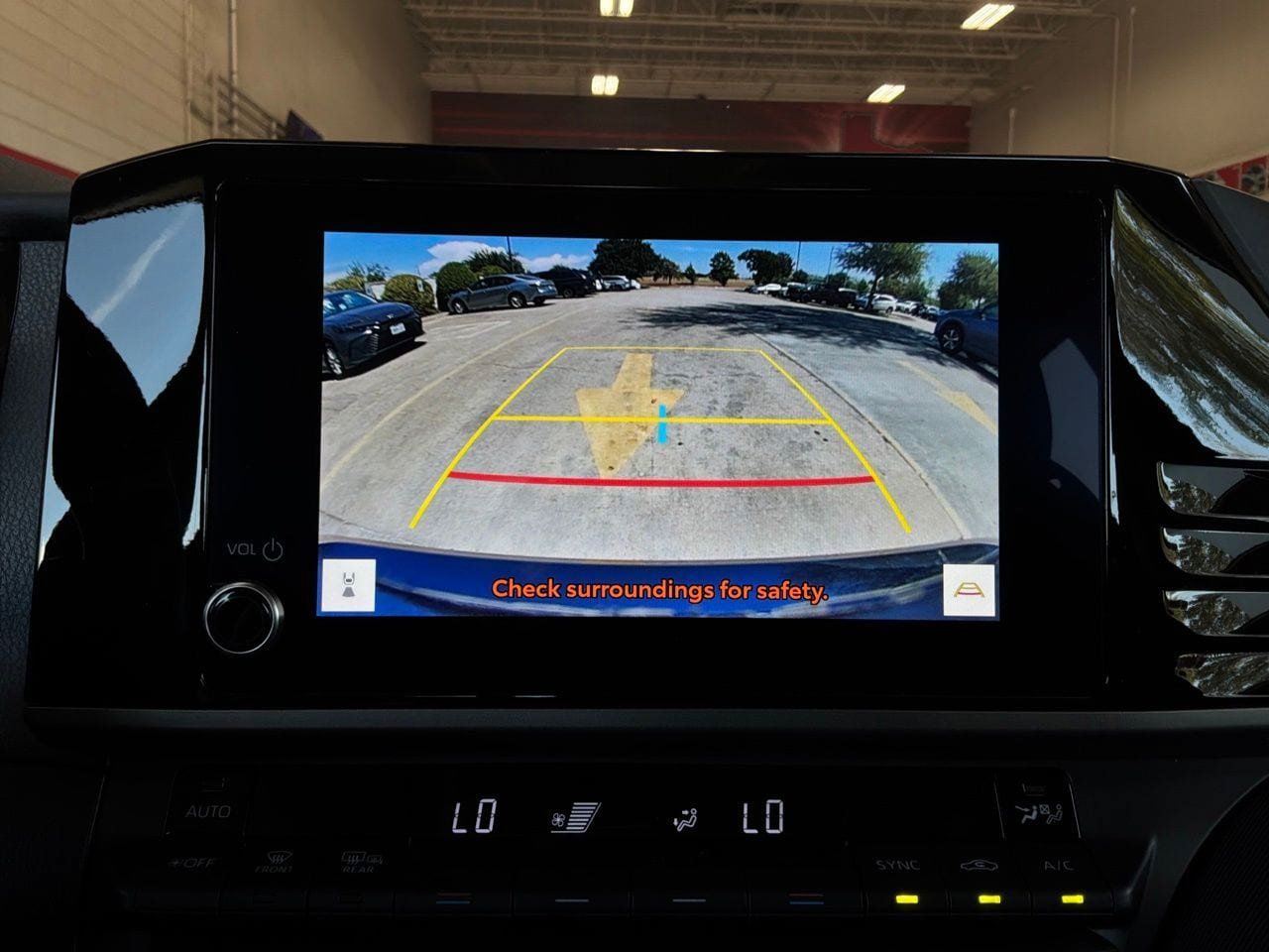 Used 2026 Toyota Camry LE FWD image 32