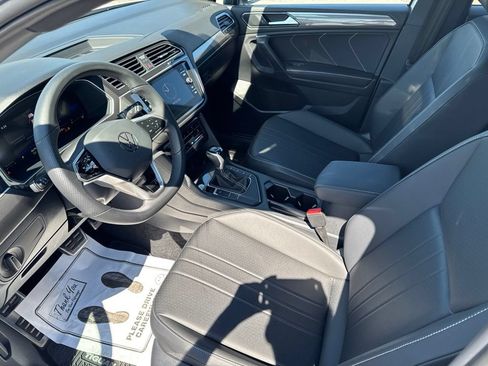 Used 2023 Volkswagen Tiguan SE R-Line FWD image 14