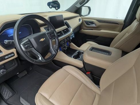 Used 2023 Chevrolet Tahoe Premier w/ Premium Package 2 AWD/4WD image 11