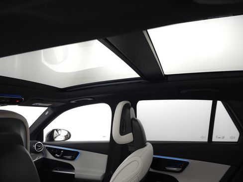 Certified 2026 Mercedes-Benz GLC 300 4MATIC image 21