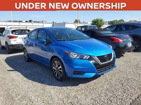 Certified 2021 Nissan Versa SV FWD image 1