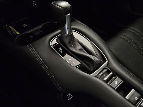 Used 2023 Honda HR-V EX-L image 16