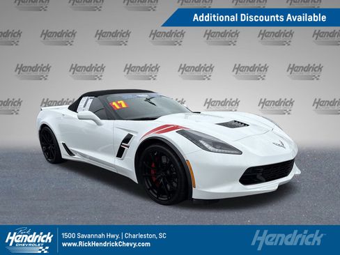 Used 2017 Chevrolet Corvette Grand Sport image 1