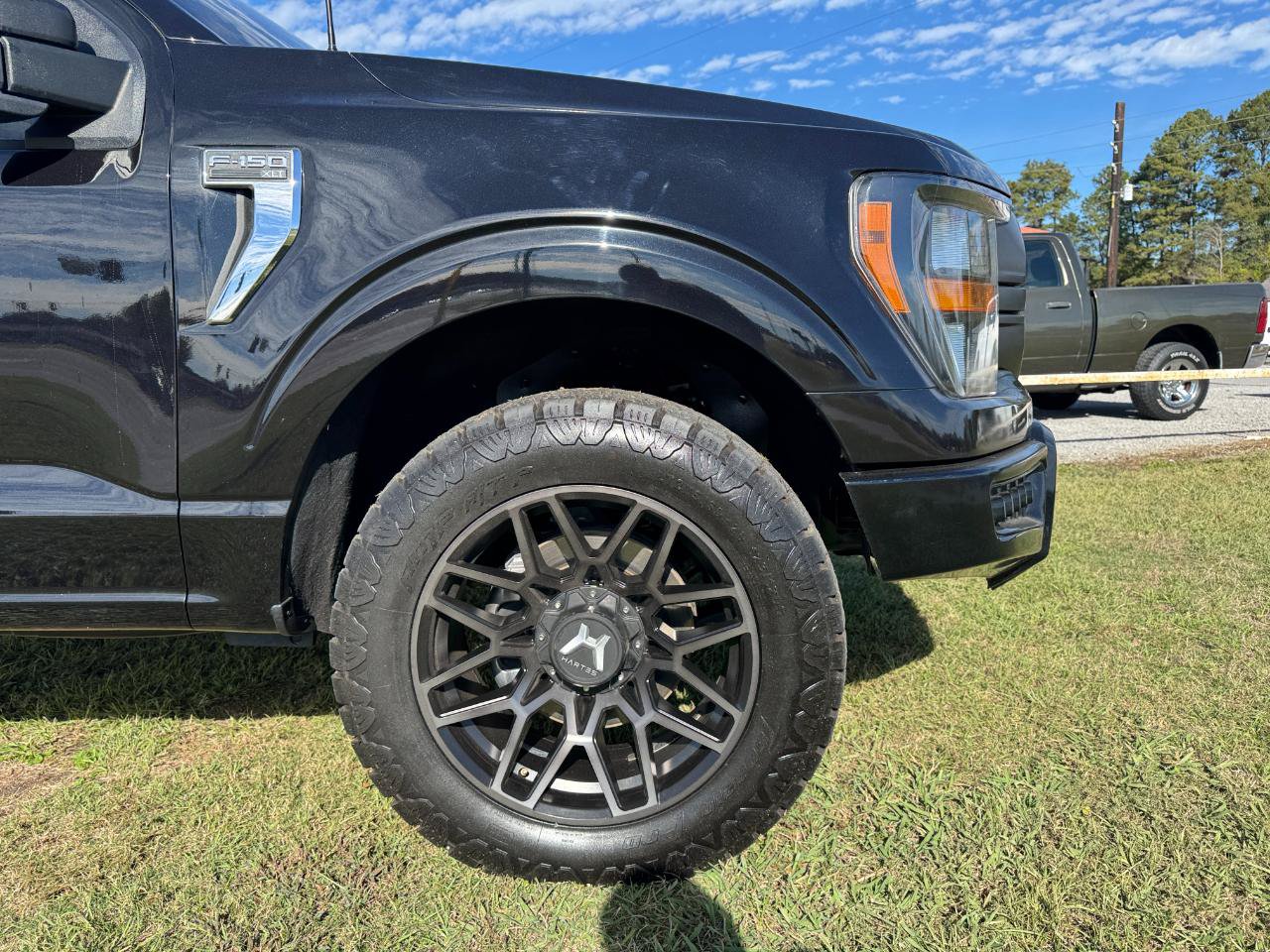 Used 2023 Ford F150 XLT AWD/4WD image 8