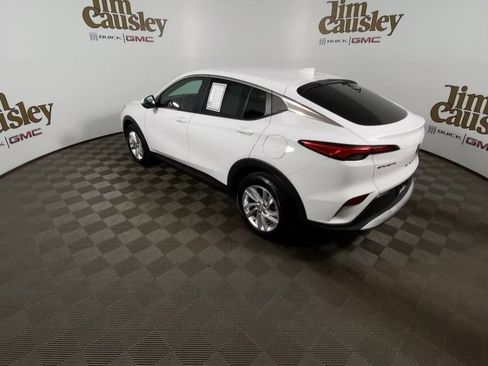 Certified 2024 Buick Envista Sport Touring w/ Convenience I Package FWD image 6