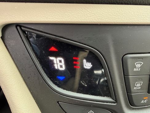 Used 2020 Buick Envision Essence image 16