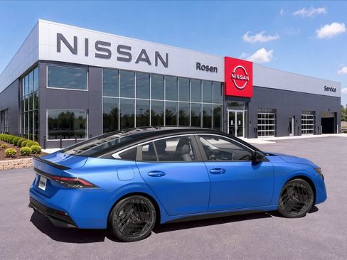 New 2027 Nissan Sentra SR w/ Floor Mat Package FWD image 17