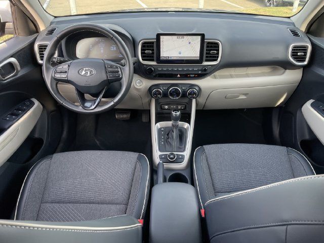 Used 2023 Hyundai Venue Limited w/ Cargo Package FWD image 9