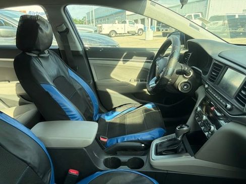 Used 2020 Hyundai Elantra SEL FWD image 6