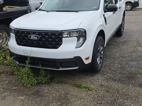 Used 2026 Ford Maverick XLT AWD/4WD image 1