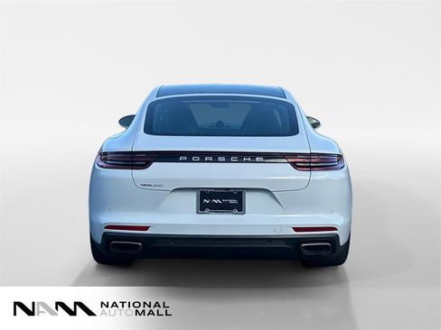 Used 2019 Porsche Panamera 4 image 4