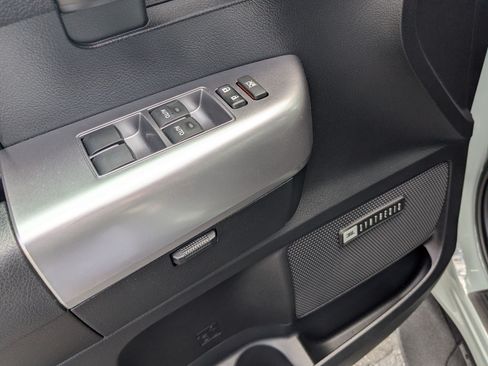 Used 2021 Toyota Sequoia TRD Pro AWD/4WD image 15