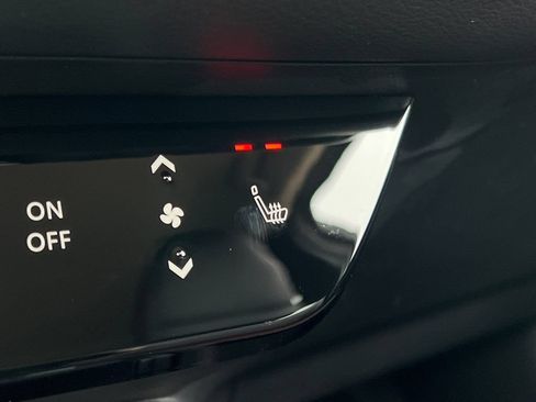 New 2026 Nissan Kicks SR w/ Cold Weather Package AWD/4WD image 28