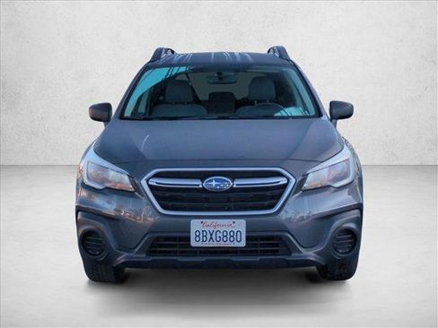 Used 2018 Subaru Outback 2.5i image 2