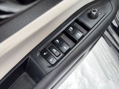 Used 2023 Jeep Compass Limited w/ Elite Group AWD/4WD image 27