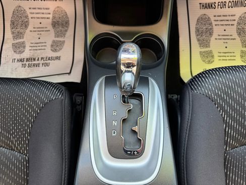 Used 2013 Dodge Journey SE image 30