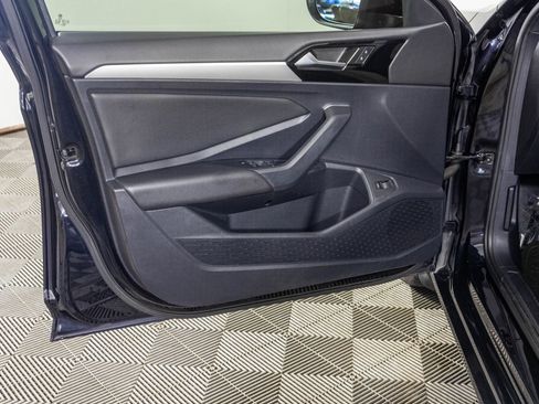 Used 2020 Volkswagen Jetta R-Line FWD image 36