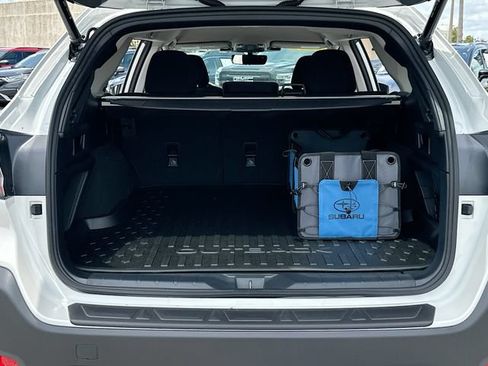 Used 2025 Subaru Outback Premium w/ Popular Package #1A AWD/4WD image 23