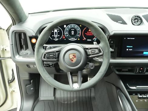 New 2026 Porsche Cayenne GTS AWD/4WD image 13