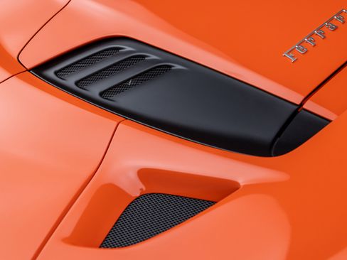 Certified 2022 Ferrari F8 Tributo image 41