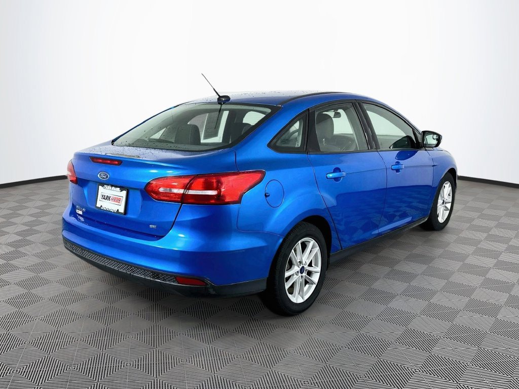 Used 2016 Ford Focus SE FWD image 9