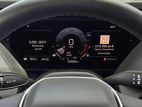 Used 2025 GMC Yukon Denali AWD/4WD image 15