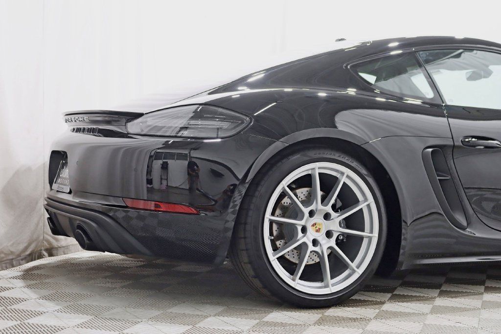 Used 2025 Porsche 718 Cayman GTS RWD image 10