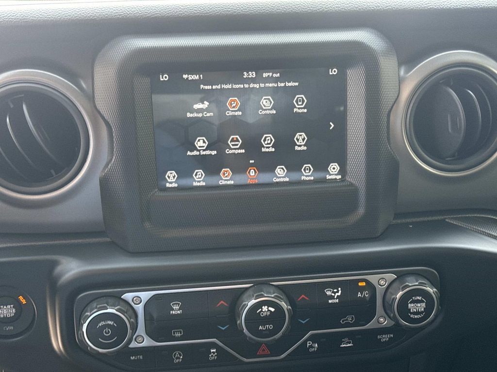 Used 2023 Jeep Gladiator Sport AWD/4WD image 25