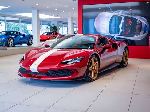 Used 2025 Ferrari 296 GTS RWD image 29