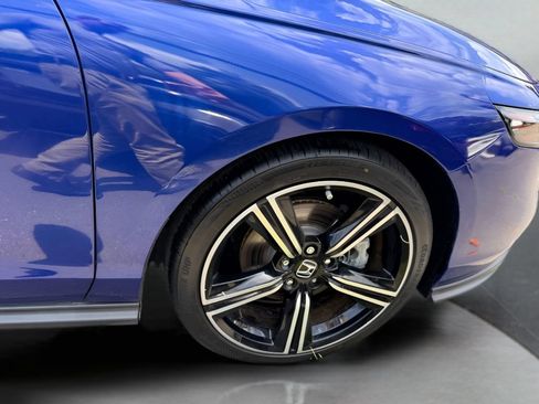 Used 2025 Honda Accord Sport image 16