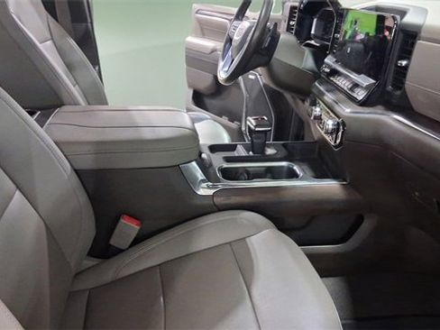 Used 2024 GMC Sierra 1500 SLT w/ SLT Premium Plus Package image 14