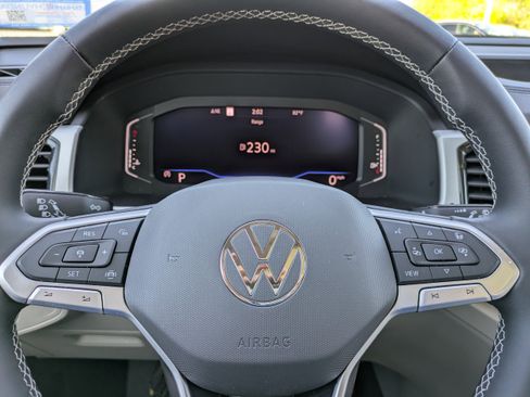 Used 2021 Volkswagen Atlas SEL image 26