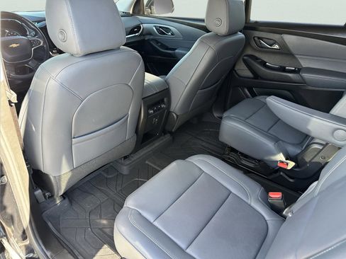 Used 2020 Chevrolet Traverse LT w/ LPO, Floor Liner Package image 17