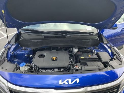 Used 2023 Kia Seltos S w/ Navigation Package FWD image 16