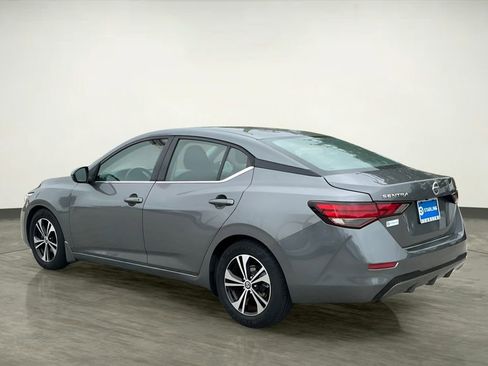 Used 2022 Nissan Sentra SV image 4